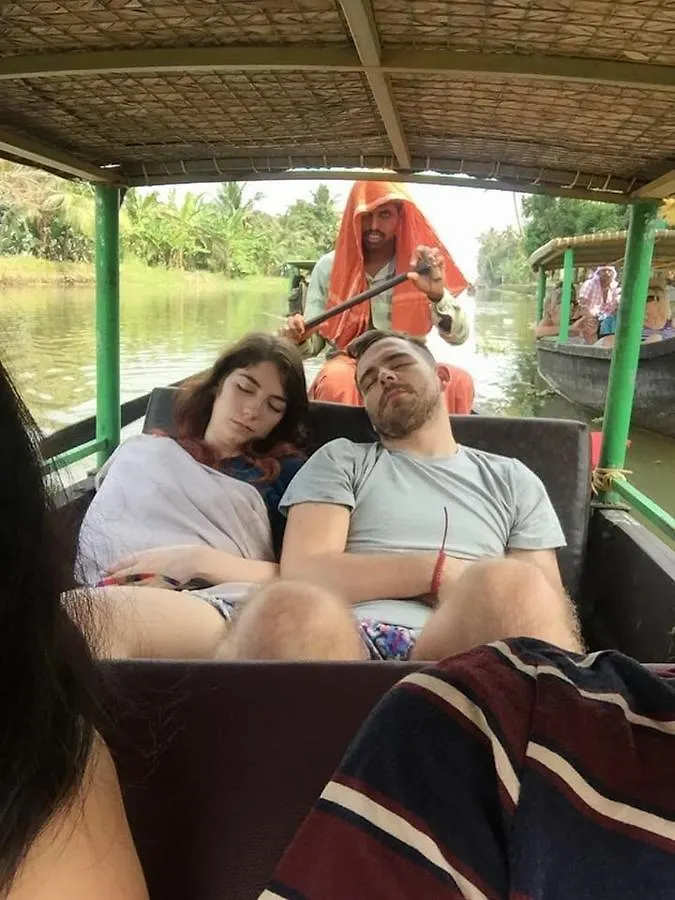 Villa Malarvadi River Cottages Alappuzha